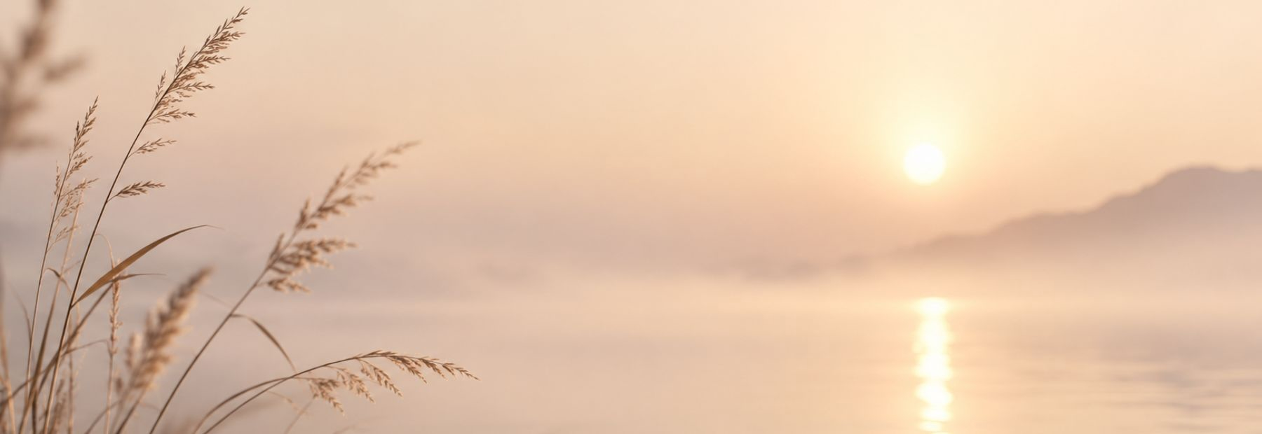Leadership und Seelenarbeit — Sonnenaufgang über dem Wasser