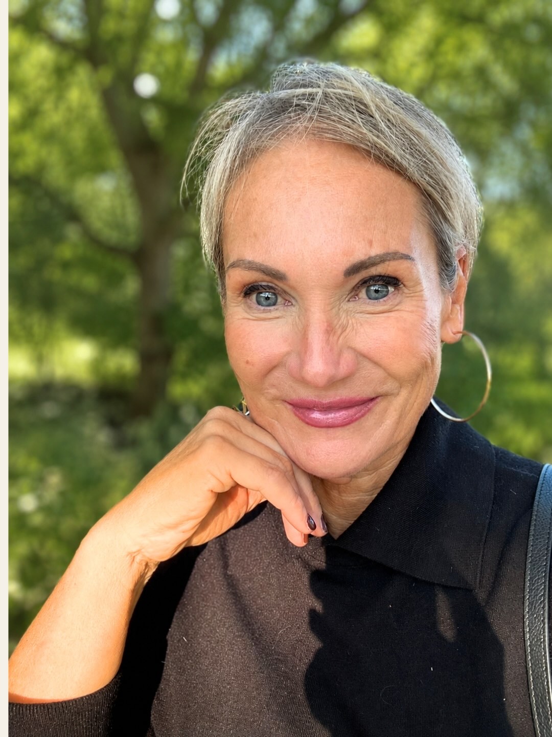 Anke Ames, Leiterin schamanischer Aufstellungen — begleitet Frauen und Männer bei der Auflösung tiefliegender Muster